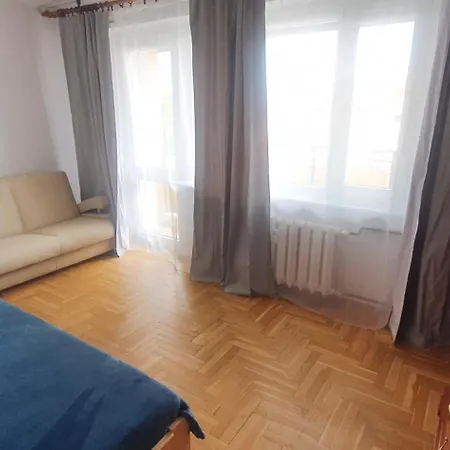 Mieszkanie 3 Pietro 아파트 *